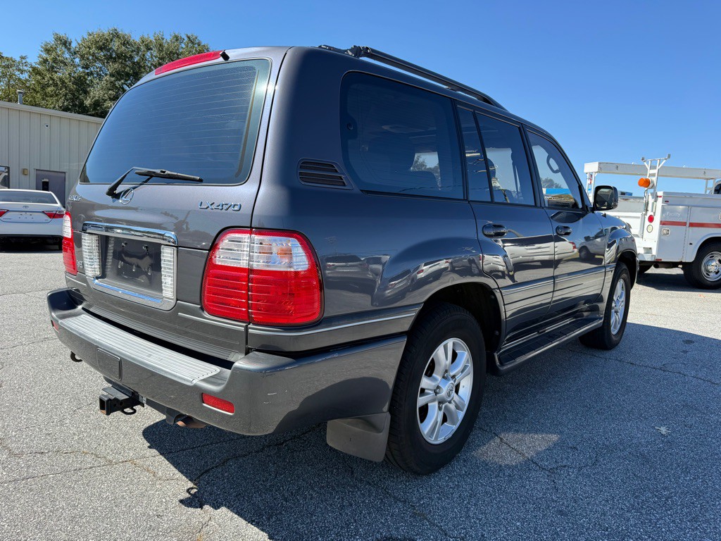 2003 Lexus LX 470 Image 7