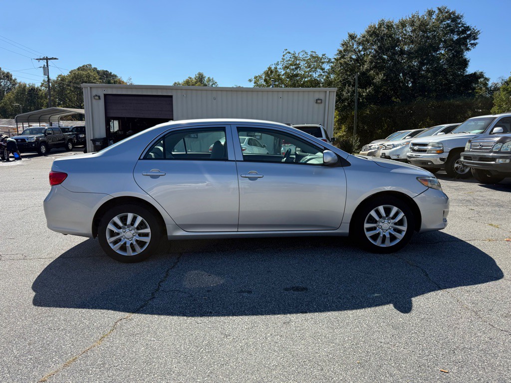 2010 Toyota Corolla Image 8