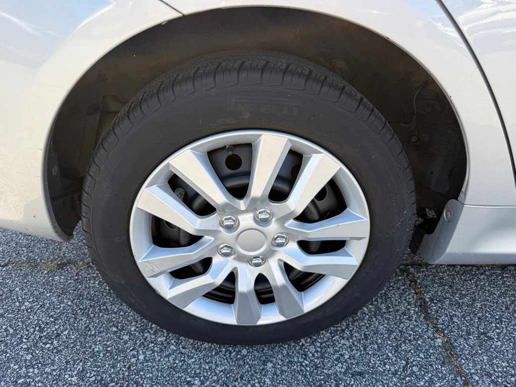 2010 Toyota Corolla Image 15