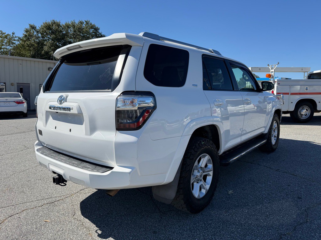 2016 Toyota 4Runner Image 7