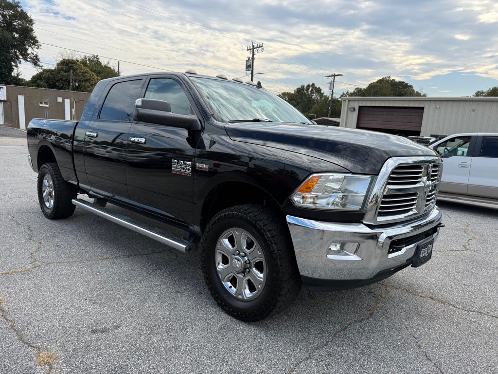 2018 RAM 2500 Image 3