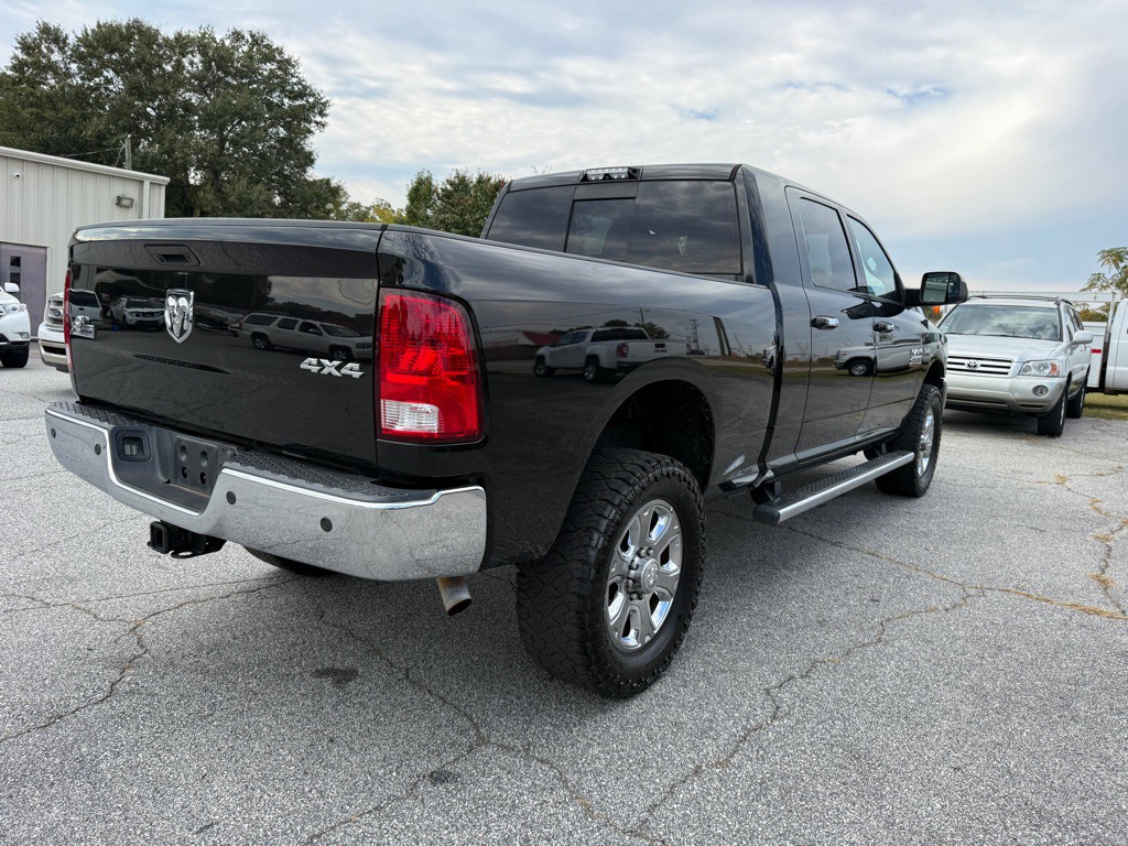 2018 RAM 2500 Image 7