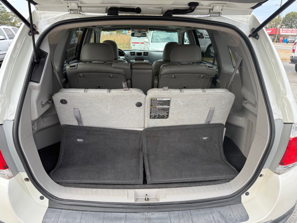 2012 Toyota Highlander Image 14
