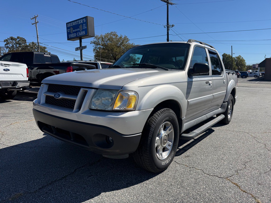 2004 Ford Explorer Image 1