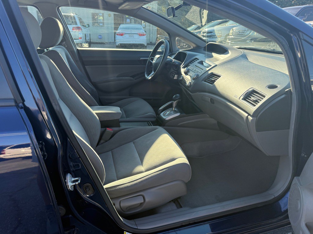 2010 Honda Civic Image 13