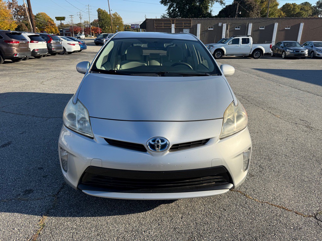2012 Toyota Prius Image 2