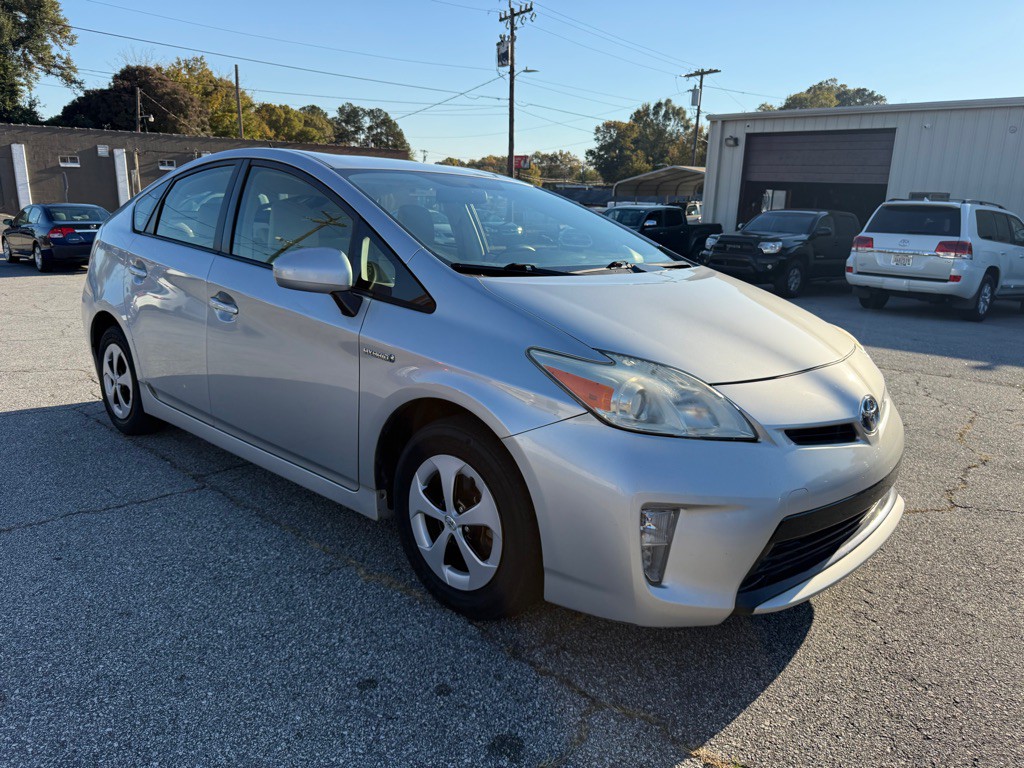 2012 Toyota Prius Image 3