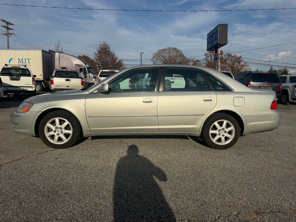 2003 Toyota Avalon Image 4