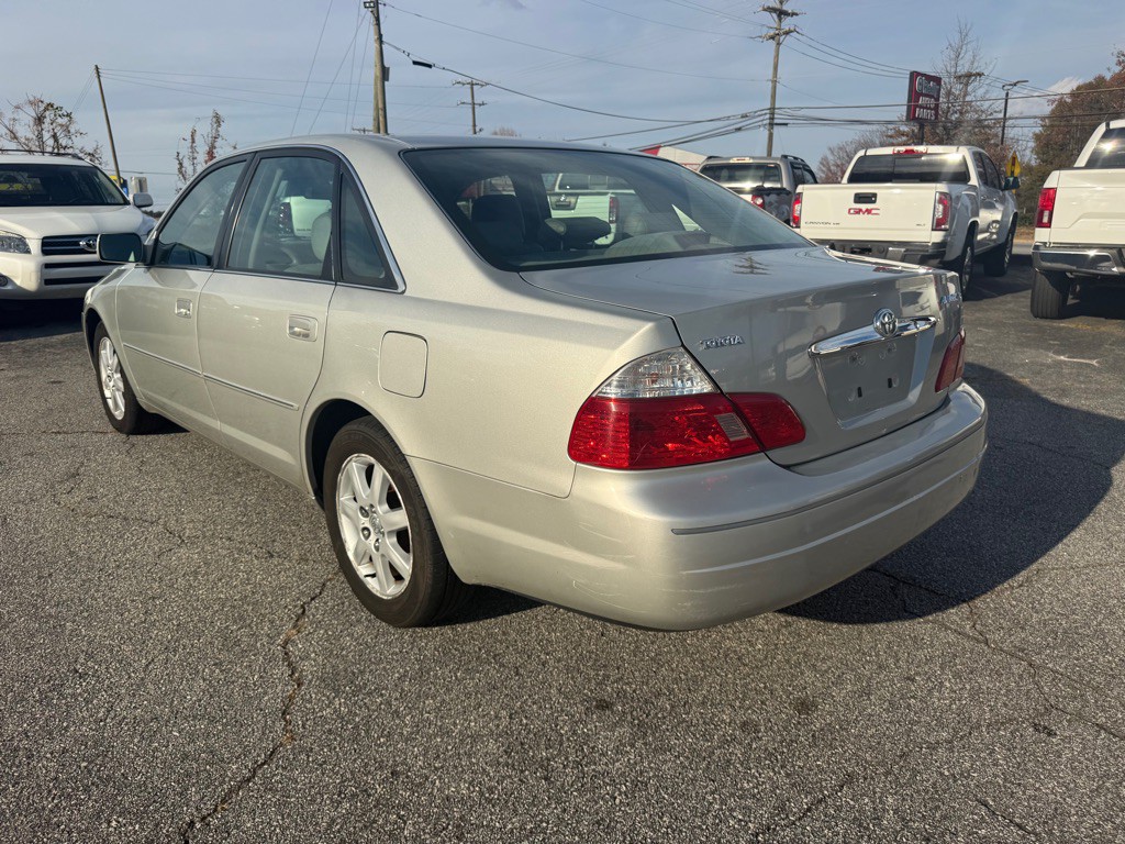 2003 Toyota Avalon Image 5