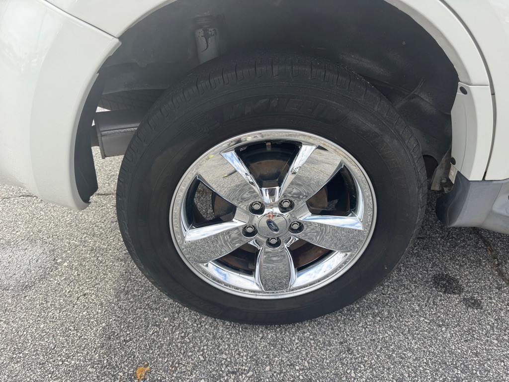 2012 Ford Escape Image 17