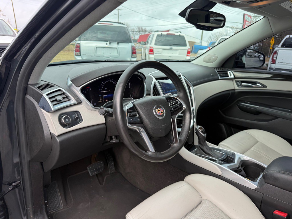 2016 Cadillac SRX Image 10