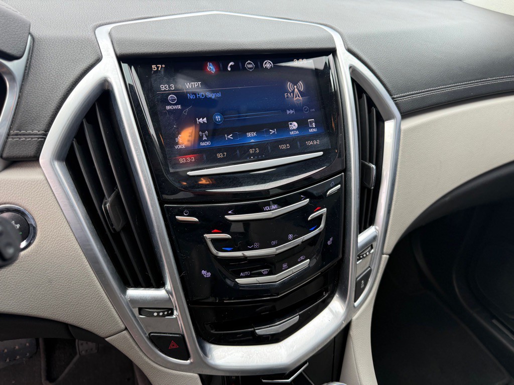 2016 Cadillac SRX Image 11