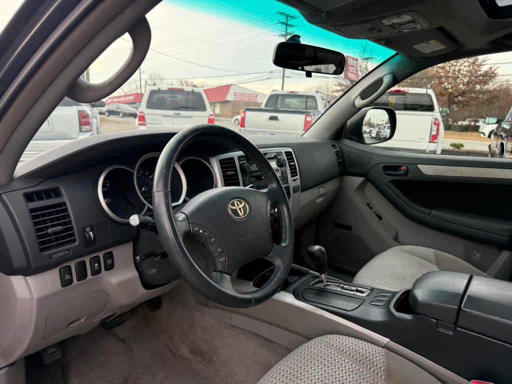 2008 Toyota 4Runner Image 10