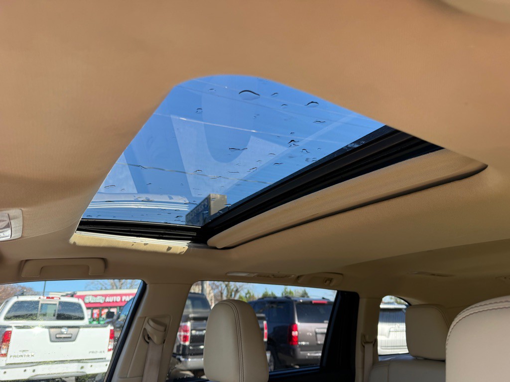 2014 Toyota Highlander Image 12