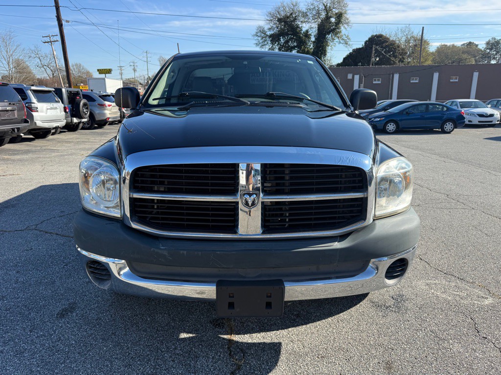 2008 Dodge Ram 1500 Image 2