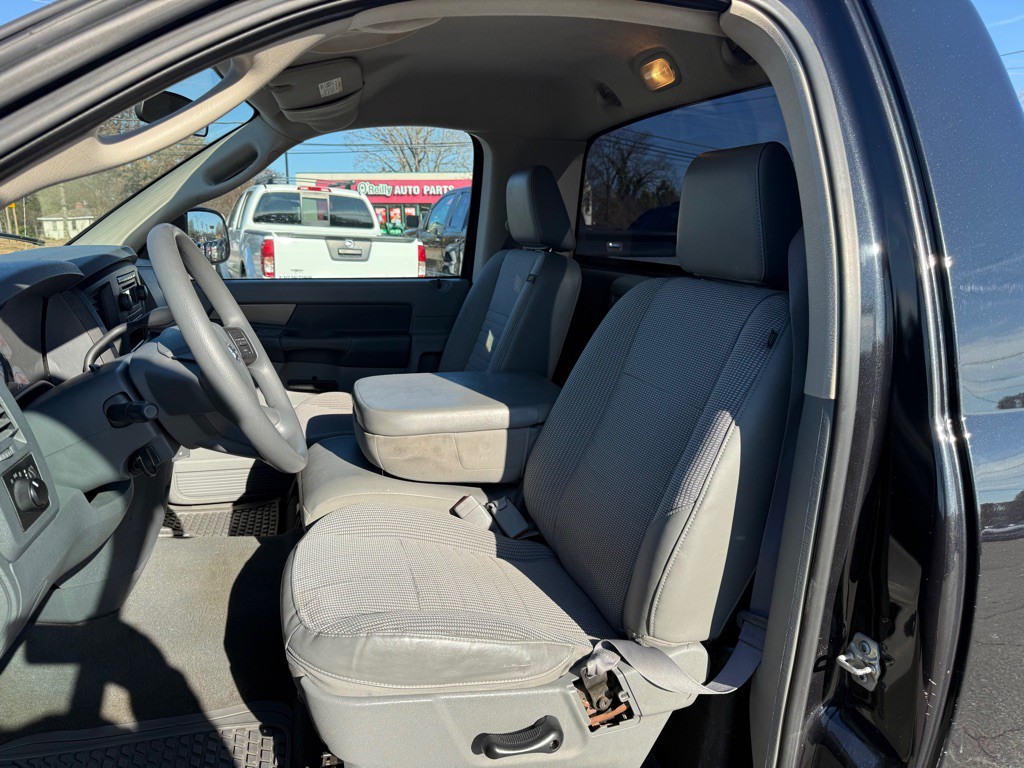 2008 Dodge Ram 1500 Image 9