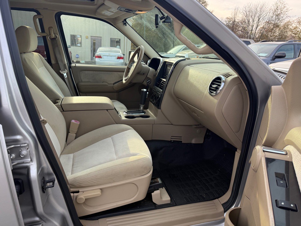 2008 Ford Explorer Image 14