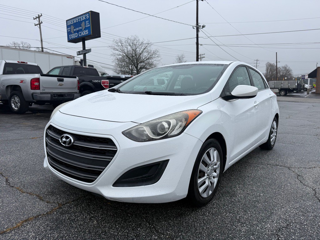 2017 Hyundai Elantra Image 1