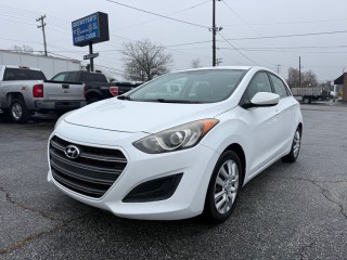 Image for 2017 Hyundai Elantra BASE ID: 7076057