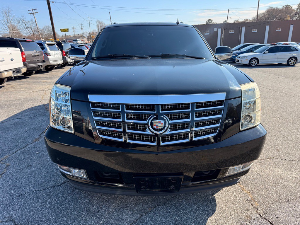 2007 Cadillac Escalade Image 2