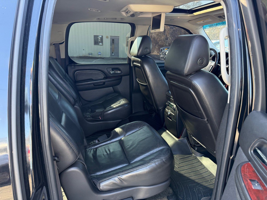 2007 Cadillac Escalade Image 15