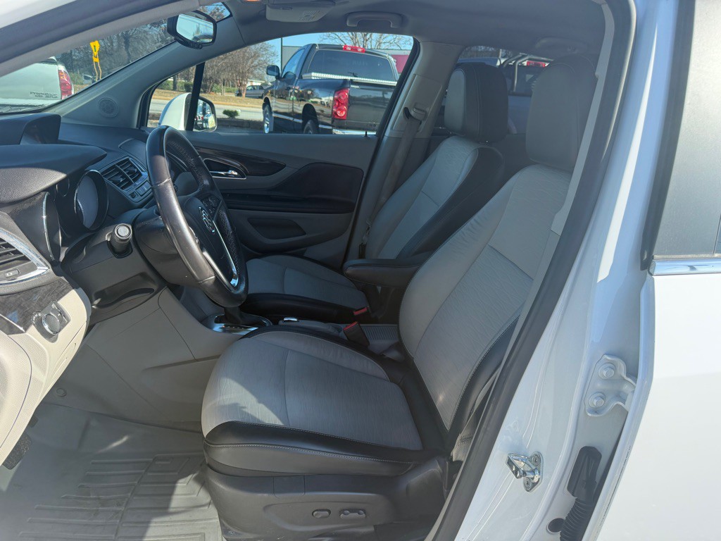 2016 Buick Enclave Image 9