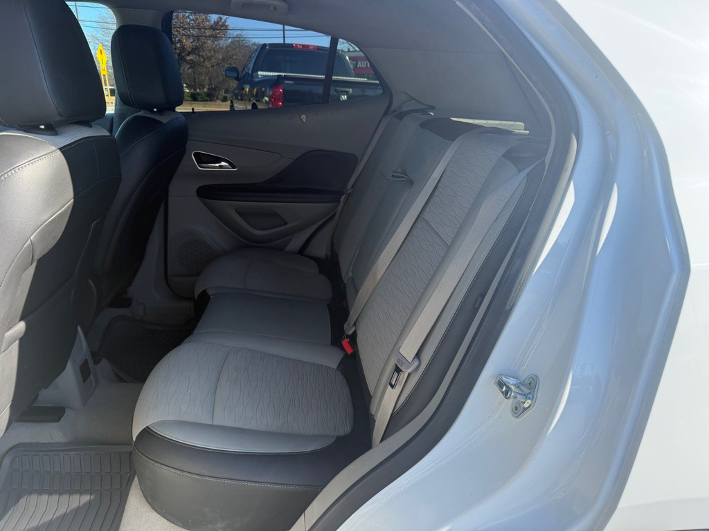 2016 Buick Enclave Image 12