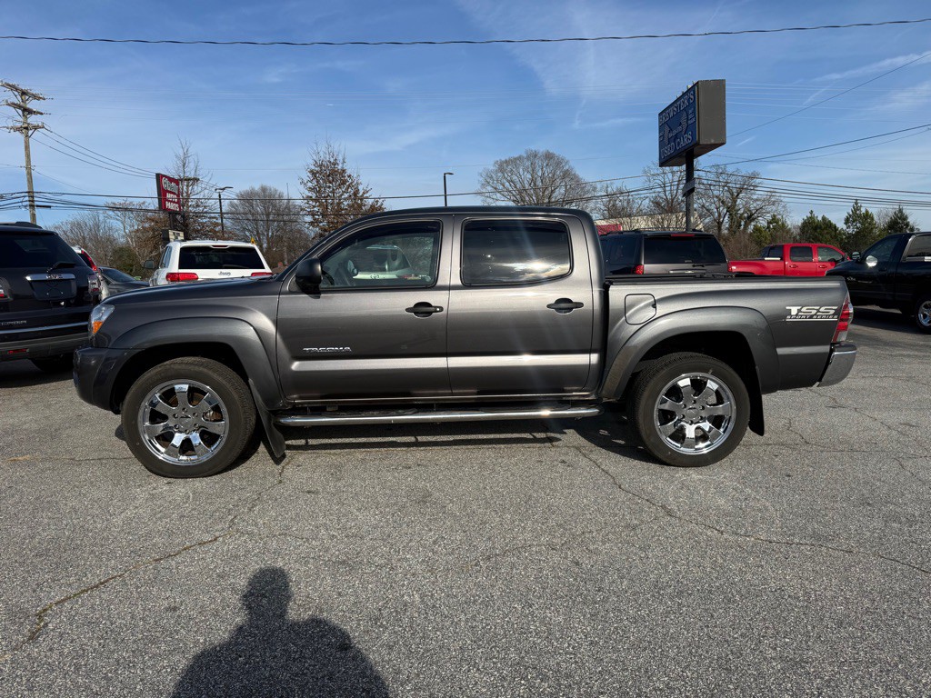 2011 Toyota Tacoma Image 4