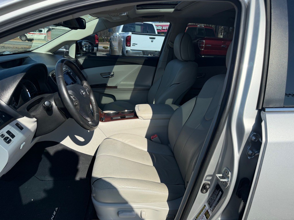 2009 Toyota Venza Image 9