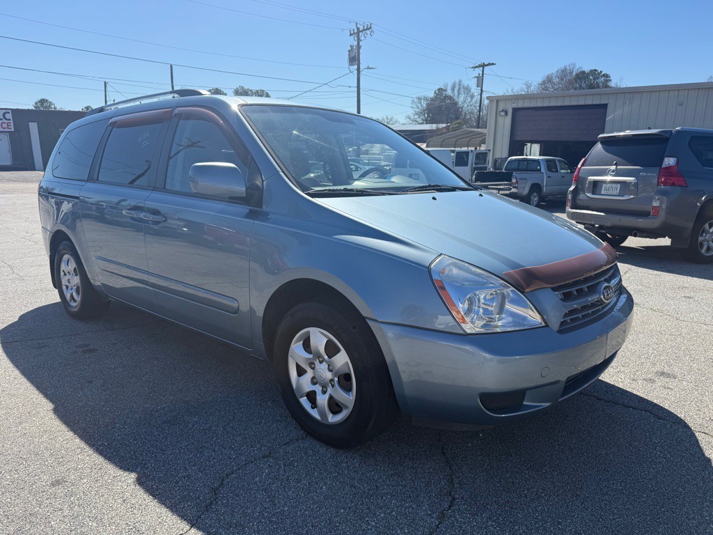 2010 Kia Sedona Image 3