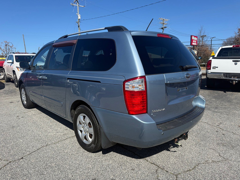 2010 Kia Sedona Image 5