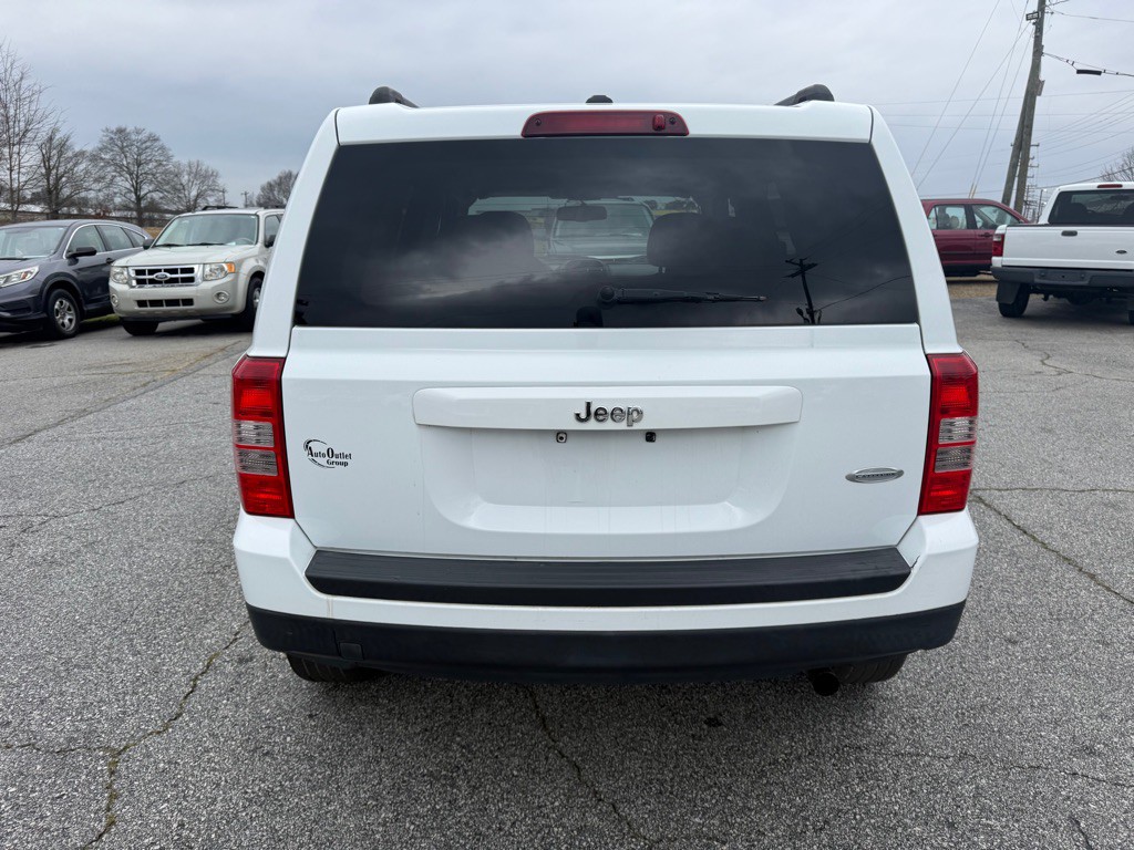 2016 Jeep Patriot Image 6