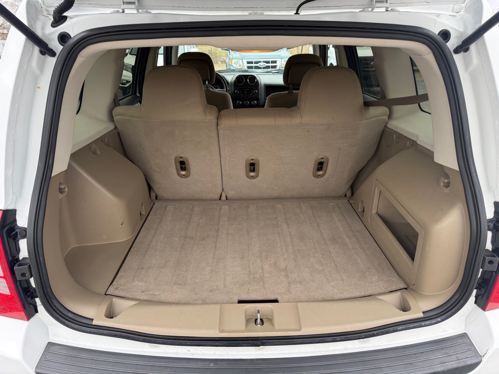 2016 Jeep Patriot Image 13