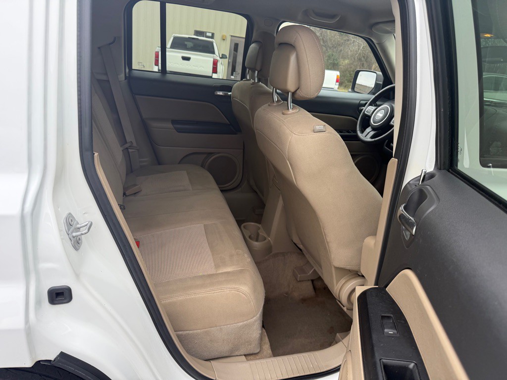 2016 Jeep Patriot Image 15