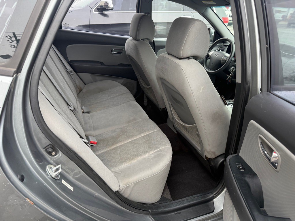 2010 Hyundai Elantra Image 14