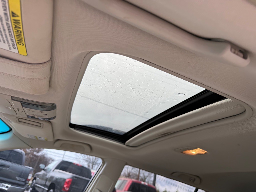 2011 Subaru Outback Image 11