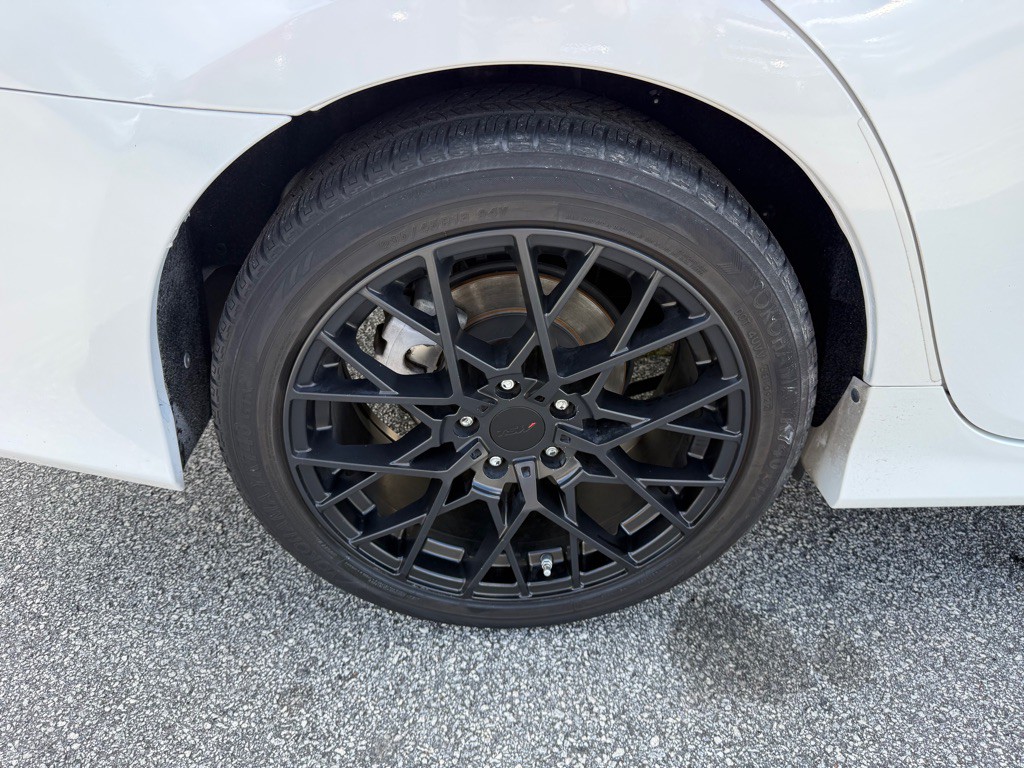 2014 Toyota Camry Image 17