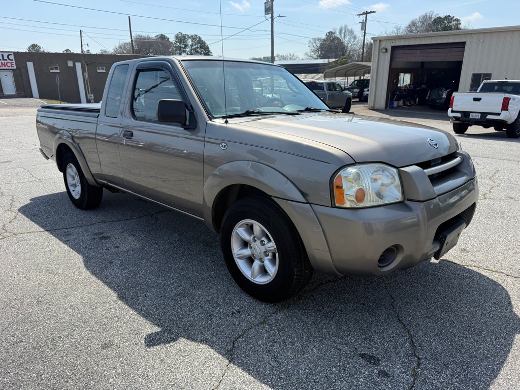 2003 Nissan Frontier Image 3