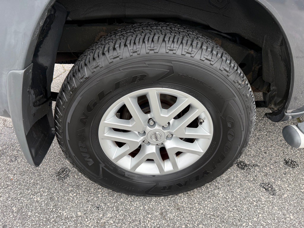 2015 Nissan Xterra Image 18