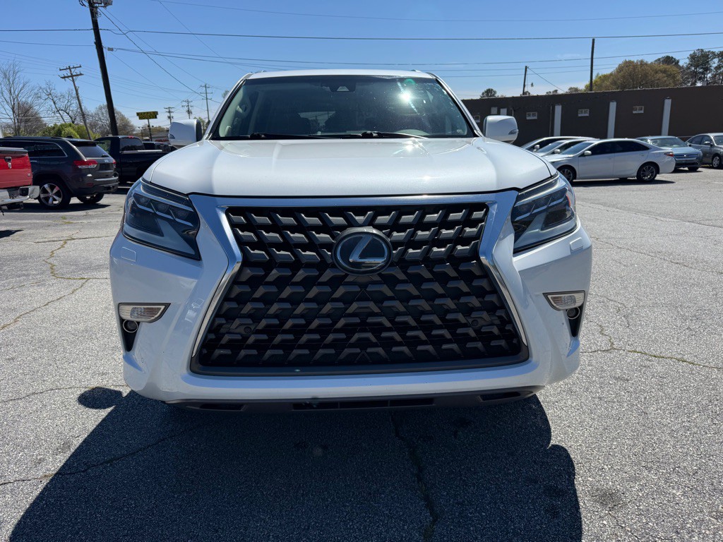 2020 Lexus GX 460 Image 2