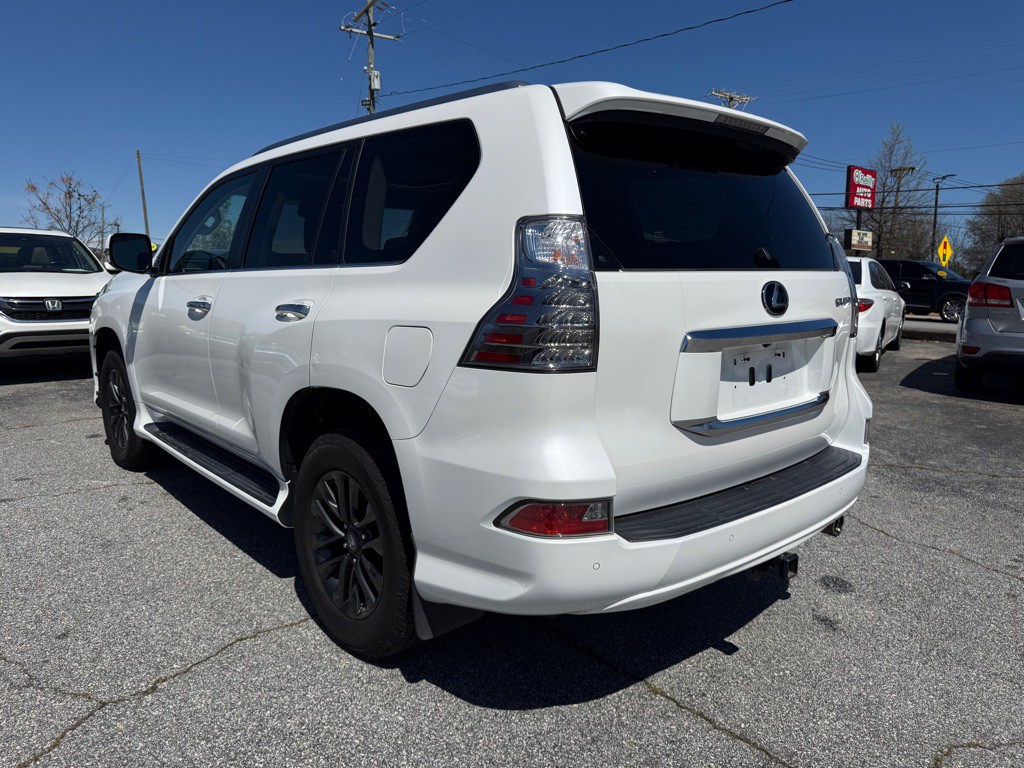 2020 Lexus GX 460 Image 5