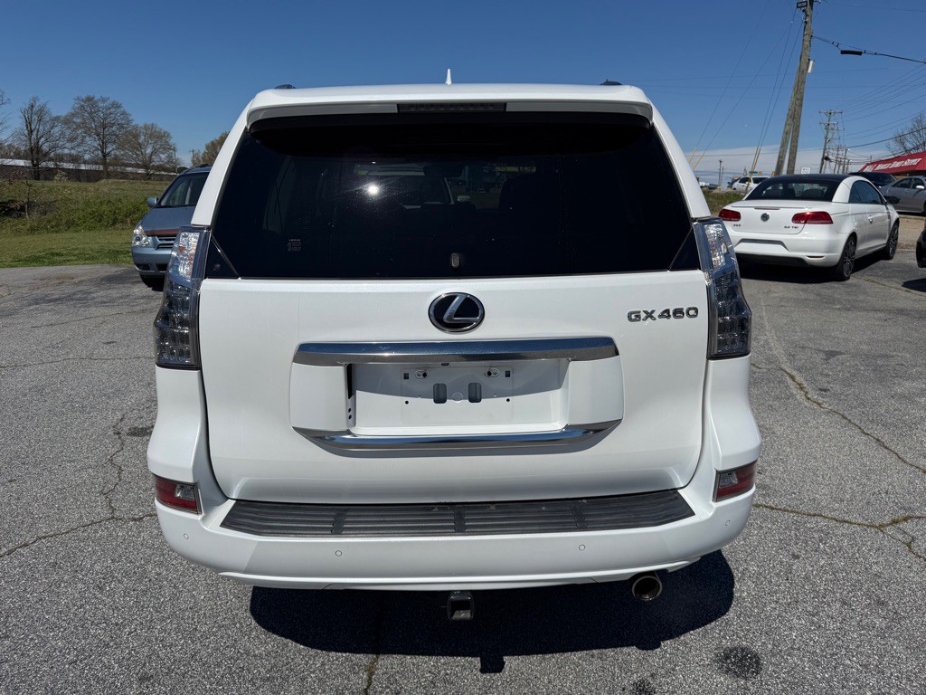 2020 Lexus GX 460 Image 6