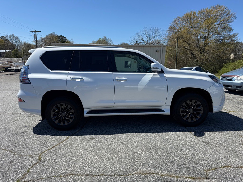 2020 Lexus GX 460 Image 8