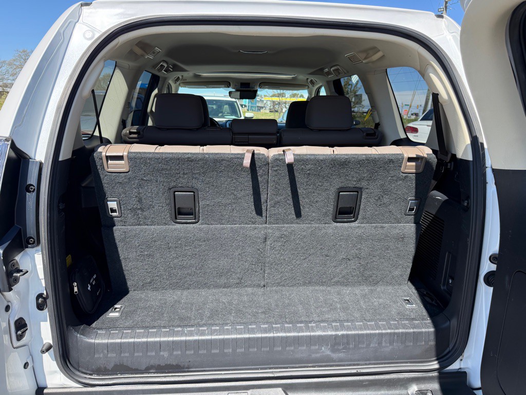 2020 Lexus GX 460 Image 15