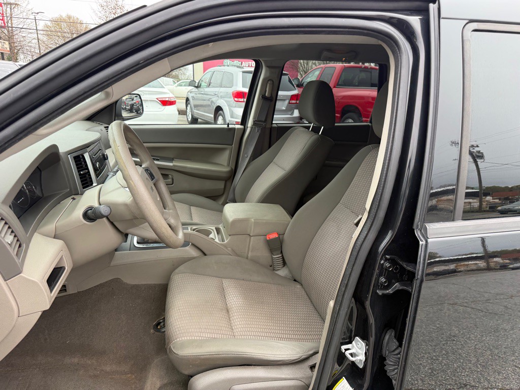 2008 Jeep Grand Cherokee Image 9