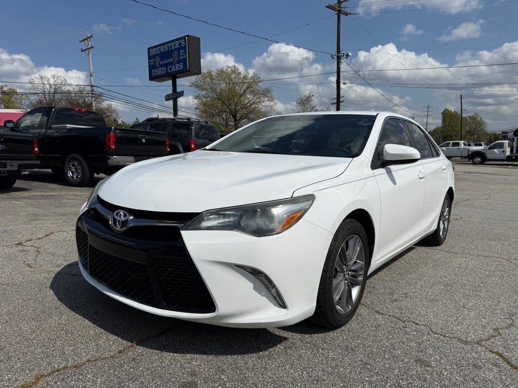 2015 Toyota Camry Image 1