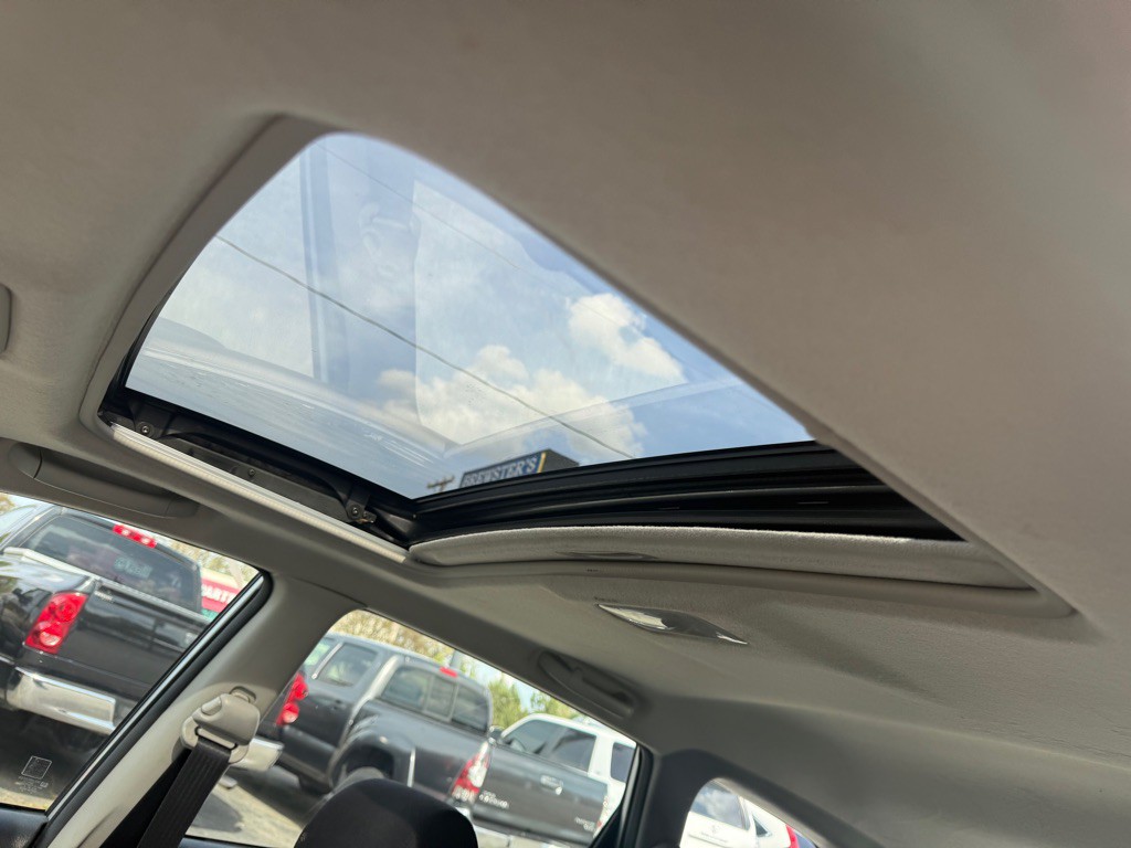 2005 Toyota Matrix Image 12