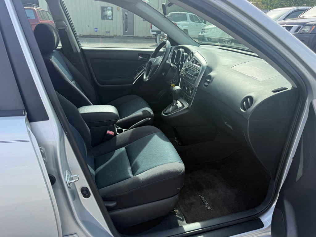 2005 Toyota Matrix Image 15