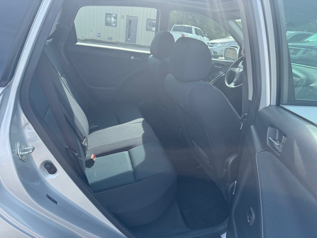 2005 Toyota Matrix Image 16