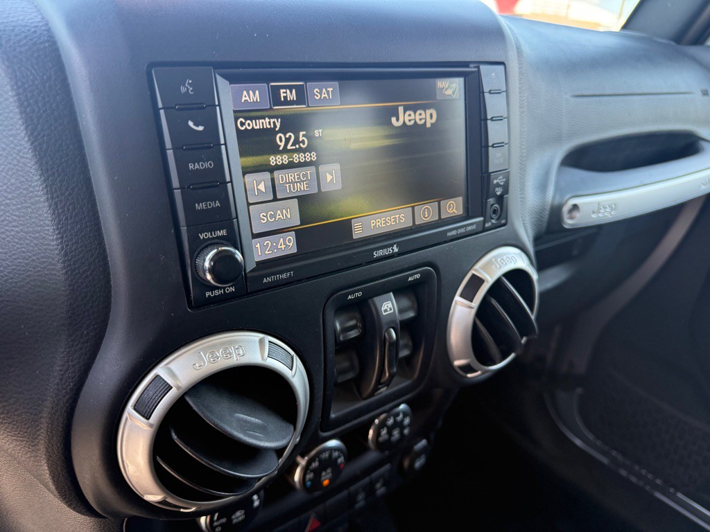 2017 Jeep Wrangler Unlimited Image 11